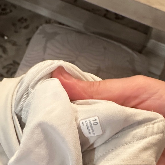 Lululemon Dance Studio Mid-Rise Jogger Lined Full Length- Bone Ivory size 10 - Picture 9 of 9